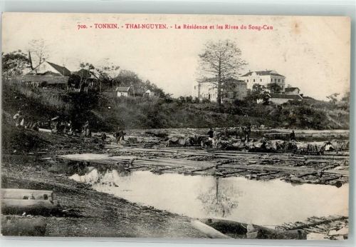 Tonkin Thai Nguyen Residenz u. Ufer des Song Cau Flöße