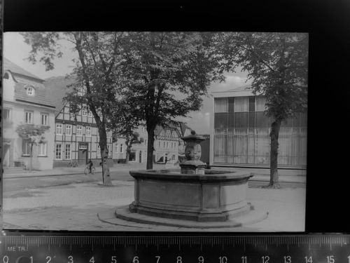 37688 W3472 Beverungen GLASNEGATIV Brunnen