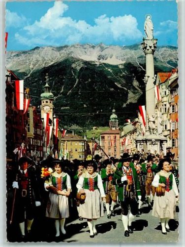 Innsbruck Trachtenumzug