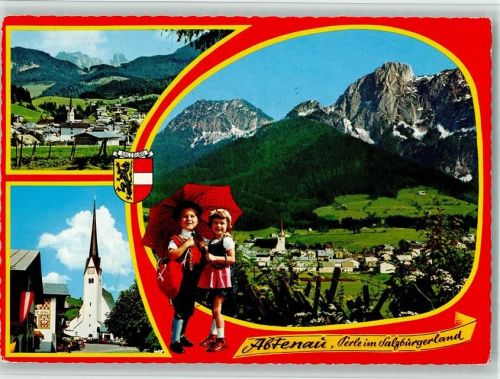 Abtenau Ortsansichten Salzburger Trachtenkinder unter dem Schirm