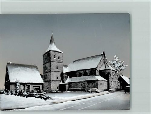 Leer Foto Winter Kirche und Mercedes