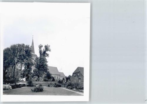 Wremen Foto, Blick zur Kirche