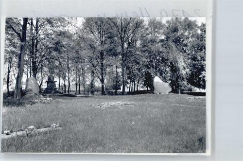 Hemmoor Foto mit Negativ, Ehrenmal