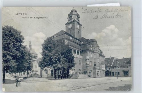Artern Rathaus, Kriegerdenkmal