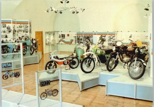 1984 Foto AK Motorrad Museum Schloß Augustusburg