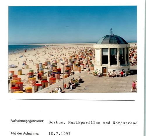 Borkum Musikpavillon und Nordstrand Foto montiert auf Karton