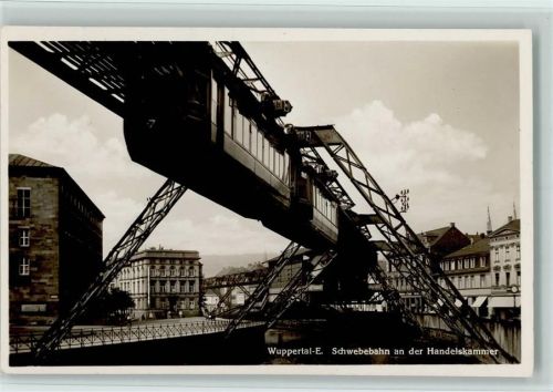 Elberfeld Schwebebahn an der Handelskammer