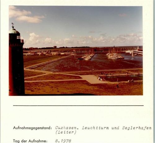 Cuxhaven Alte Segler Leuchtturm und Seglerhafen Leiter Foto montiert auf Karton