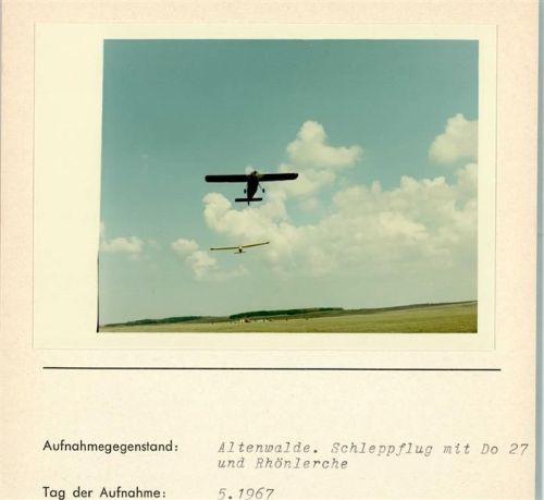 Altenwalde Segelflugplatz Schleppflug mit Do 27 und Rhönlerche Foto montiert auf Karton