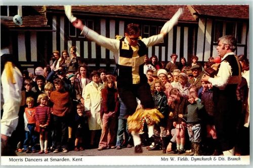 Smarden Morris Dancers