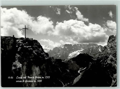 Piana Croce del Monte Piana verso il Sorapis