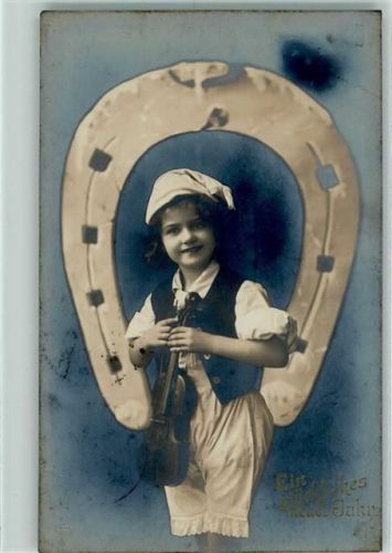 1909 Mädchen mit Geige Hufeisen