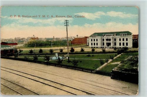 Kenora 1920 Station and Y.M.C.A. Bahnhof Provinz Ontario