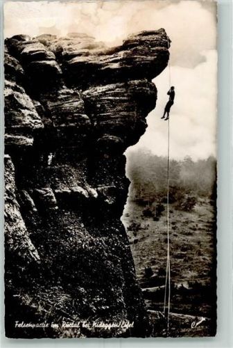 Nideggen Felsen Rurtal Bergsteiger