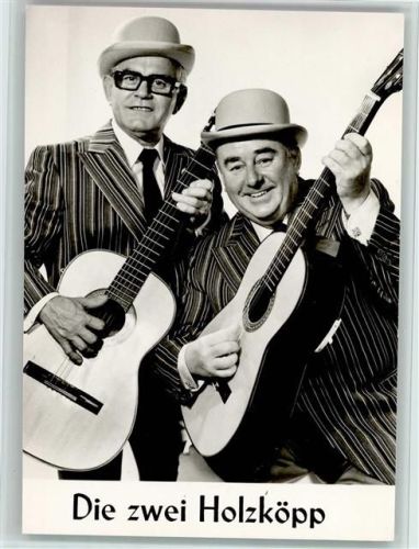 Die zwei Holzköpp mit Gitarre Originale
