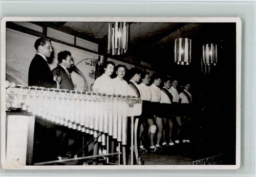 Zylophon auf der Bühne - AK