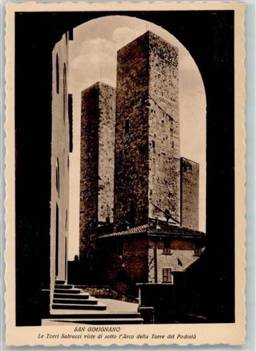 53037 San Gimignano - Le Torri Salvucci viste di sotto I Arco della Torre del Podesta