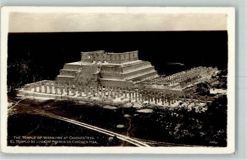 Yucatan Chichen-Itza Temple of Warriors