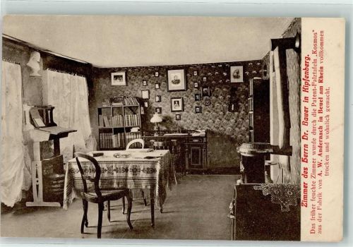 Kipfenberg Zimmer von Dr. Bauer Kanonenofen Stehsekretär Bücherregal