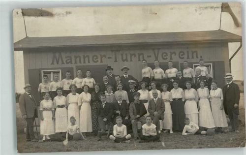 Holzhaus Männer-Turnverein Gruppenbild MTV