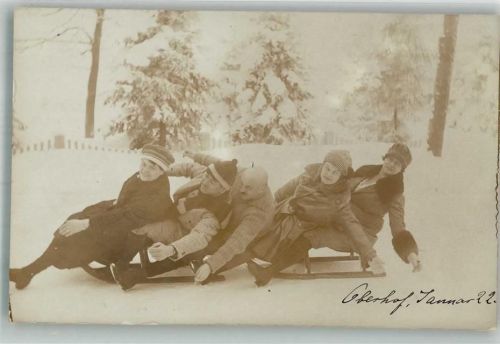 Oberhof 1922 Familie auf 2 Schlitten