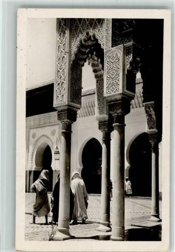 La nouvelle Mosquee detail des colonnades Kolonnaden der neuen Moschee