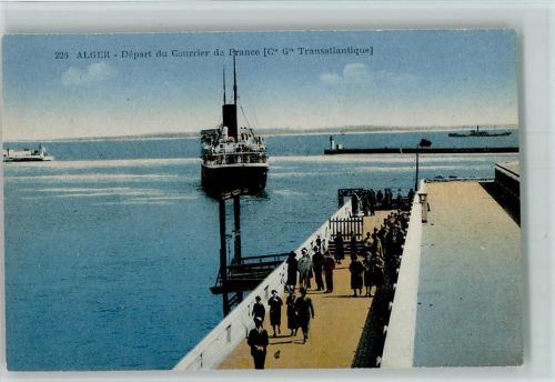 Depart du Courrier de France Schiff