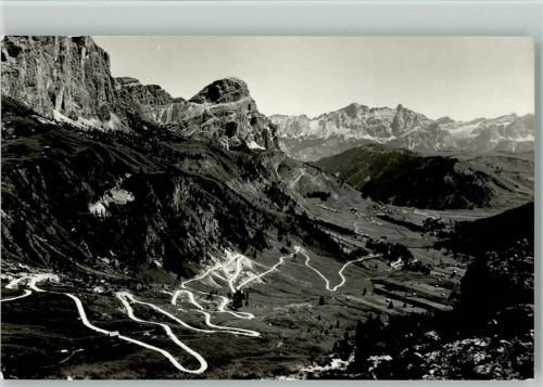 Colfosco Strada del Passo Gardena Grödner-Joch-Straße Südtirol