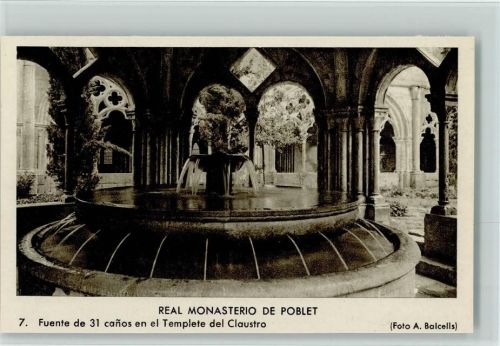 Königliches Kloster Brunnen der 31 Rohre und Tempel-Kreuzgang Innenaufnahme Real Monasterio de Poblet Fuente de 31 canos en el Templete del Claustro
