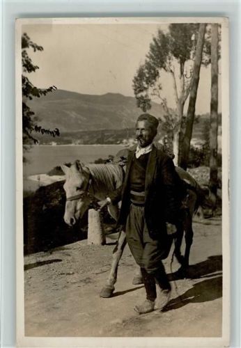 Typen aus Italien mit seinem Pferd Foto AK