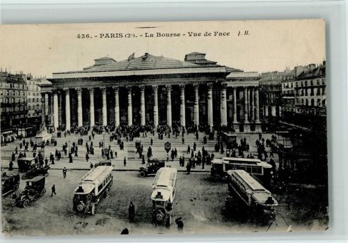 Paris Börse - viel Verkehr , 4 Busse ca 1920 AK
