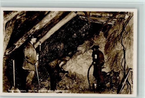 Bergmannsleben - Vortrieb einer Abbaustrecke Foto ca 1938 AK Berufe