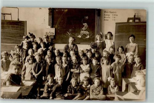 86551 W8890 Oberwittelsbach Gebrauchsspuren 1. Klasse Schule Gruppenfoto Privatfoto-AK