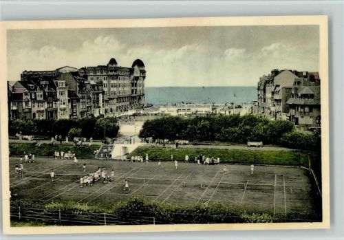 Westende - Tennisplatz mit Spieler ca 1955 AK