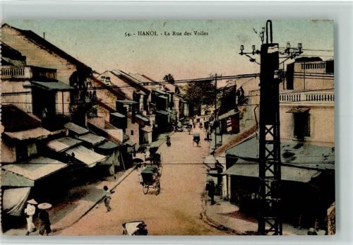 1917 La Rue des Voiles AK