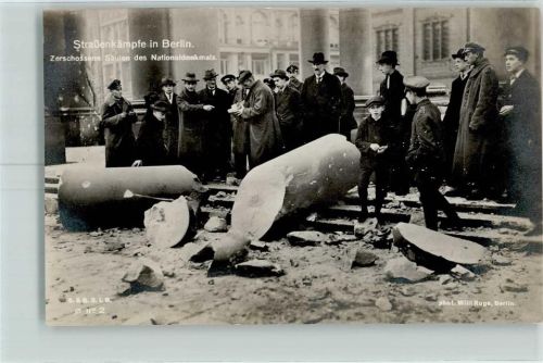 10115 W1000 Berlin Mitte 1919 Foto AK Nr. 2 Straßenkämpfe Nationaldenkmal zerschossen AK