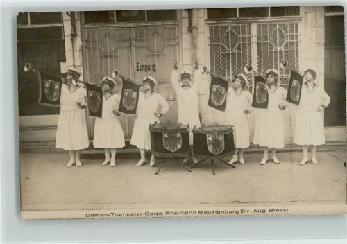 Damen Trompeter Corps Rheinland Mecklenburg Foto AK Damenmusikgruppe