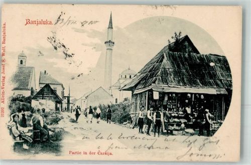 Banja Luka in der Carsija Moschee Tracht