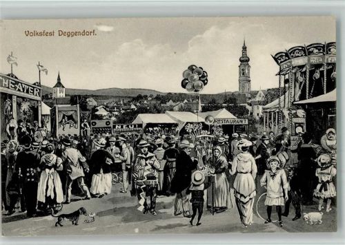 Deggendorf Dackel Volksfest Karussell Theater