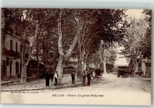 Salon-de-Provence Place Eugene Pellclan