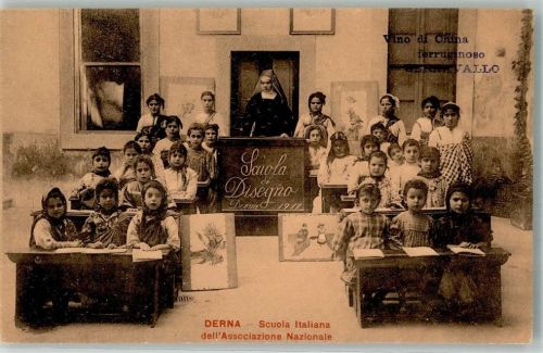 Darna Derna Foto AK Schule Mädchen