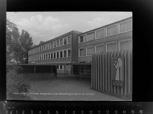 59227 W4730 Ahlen , Westf GLASNEGATIV Privates Neusprachliches Mädchengymnasium St. Michael