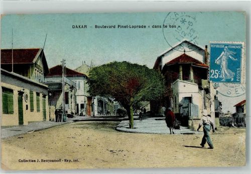 Dakar Boulevard Pinet-Laprade dans le bas