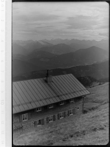 Almbach brauneckhaus