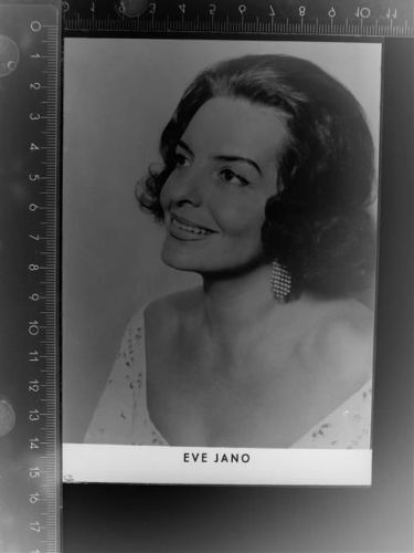 Eve Jano