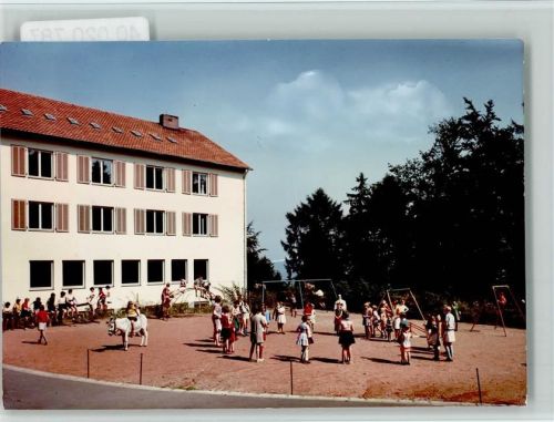 Dannenfels Kinderheim Spielplatz spielende Kinder