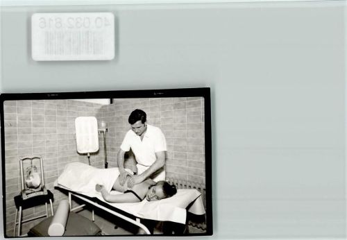 Arolsen Kurmittelhaus Innenaufnahme Massage