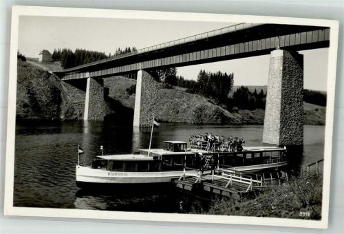 Saalburg-Ebersdorf Binnenschiff Hindenburg unter der Saalburger Brücke