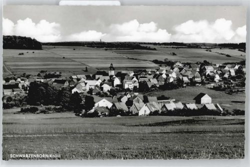 Schwarzenborn Gesamtansicht Haus Feld