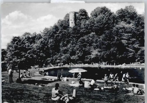 Wallenstein Schwimmbad Baum Kinder Wiese